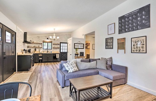 Osage Beach Cottage | Cottage w/Fire Pit by Lake of the Ozarks Shootout