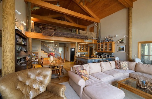 Flippin Cabin | Cotter Bridge Cabin