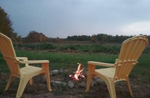 Brook Park House | Country setting, rolling hills #1 at Beach Mirage Suites