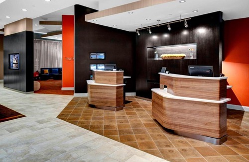 Downtown Hotel | Courtyard by Marriott St. Cloud