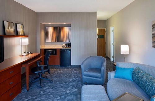 Blue Ash Hotel | Courtyard Cincinnati Blue Ash