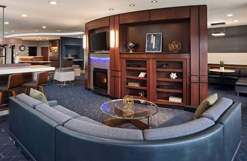 Roseville Hotel | Courtyard Minneapolis St. Paul/Roseville by Marriott