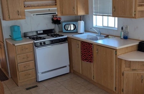 Overgaard Cottage | Cozy 1-bedroom cottage in beautiful Heber-Overgaard with AC