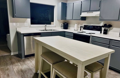 Piney Green House | Cozy 2BR/2.5Bath Townhome near Military Bases in Vibrant Jacksonville, NC