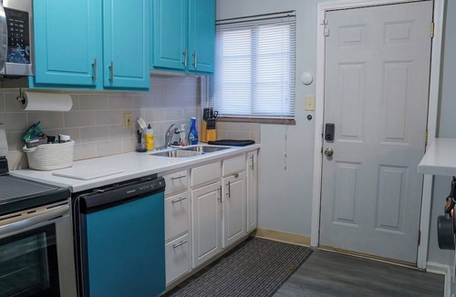 Franklin Park Apartment | Cozy 2BR Condo Near OSU – Perfect for Families, Students & Columbus Staycations