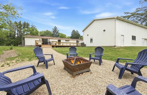 Three Oaks House | Cozy Haven