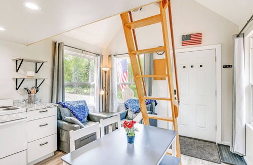 Houston Apartment | Cozy Houston Getaway w/Fire Pit & Lake Access!