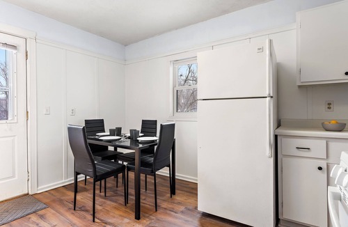 Hopkins House | Cozy Upper Level Duplex in Hopkins