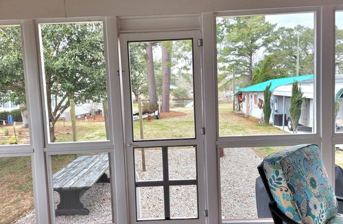 Oriental Cottage | Creeks End - Charming cottage with private dock