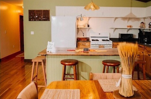 Lead Mines Cabin | Creekside Farm on 50 Acres! Close to NRT! 4BR/S8