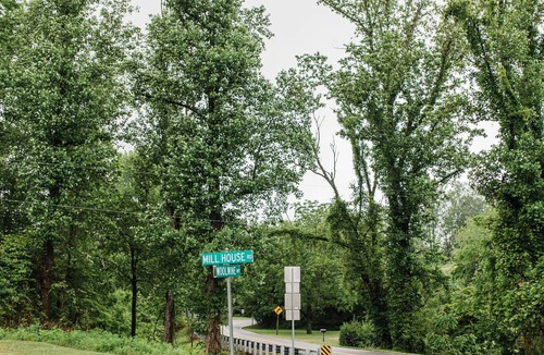 Woolwine RV Rental | Creekside Stargazer Tent Farmstay