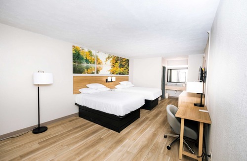 Latonia Hotel | Days Inn by Wyndham Cincinnati East