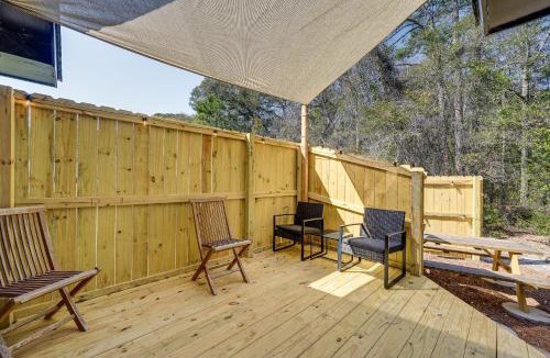 Myrtle Grove House | Deck & Spacious Yard! Wilmington Gem on Half-Acre