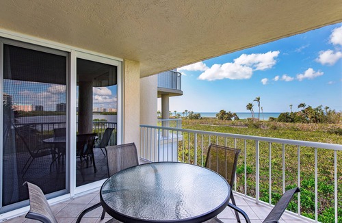 Park Shore Condo | Deluxe End Unit Condo with georgeous Gulf and Clam Pass views