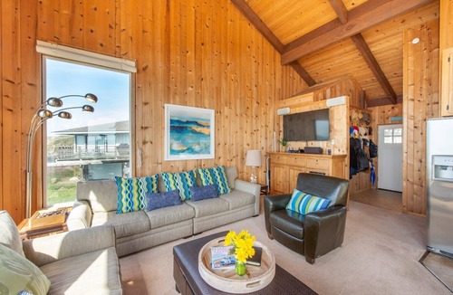 Dillon Beach House | Dillon Beach~Bluff-Top Views~Walk to Beach~Summer Cottage Fun!~Breaking Waves
