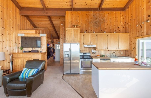 Dillon Beach House | Dillon Beach Cottage~VIEWS! Bluff-Top Home~Steps to Beach~Breaking Waves