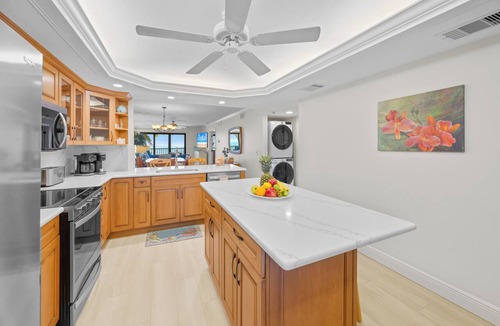 Sanibel Condo | Direct Beach Front/Best View of Gulf/Remodeled Pointe Santo E36 Sanibel
