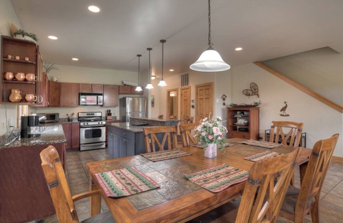 South Fork House | Discount Golf Privileges - Overlooks 9th Green - 20 Mins to Wolf Creek Ski