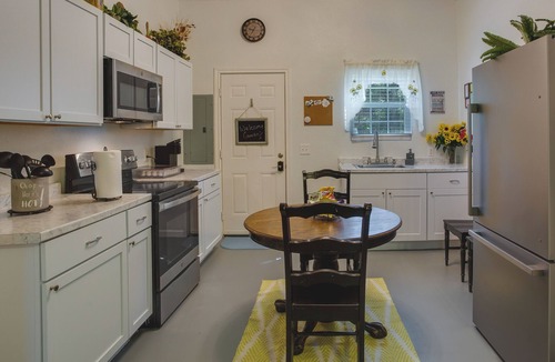 Wills Point Cottage | Dock & Fire Pit: Lake Tawakoni Vacation Rental!