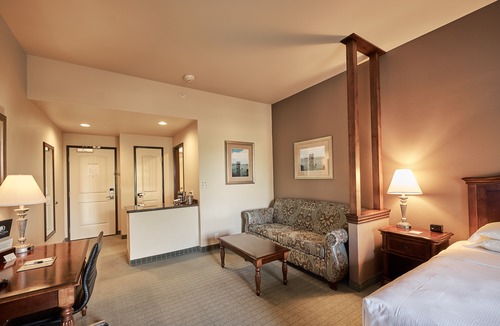 Gilbert Hotel | DoubleTree by Hilton Phoenix-Gilbert