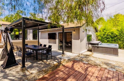 Ojai House | Downtown Ojai Gem