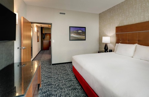 Florence Hotel | Drury Plaza Hotel Cincinnati Florence