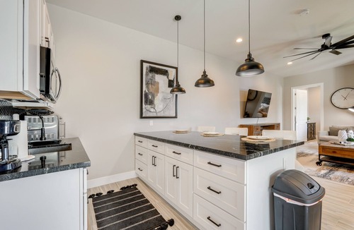 Encanto Neighborhood House | Easy Access to Hospitals! Mesa Casita w/Hot Tub