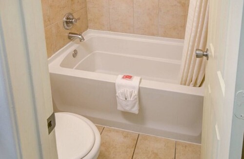 Canyon Acres Hotel | Econo Lodge Albuquerque East