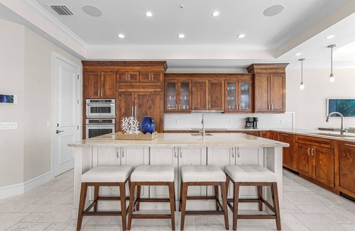 Captiva House | Elegant 5BR Beachfront Estate with Elevator, Private Pool & 3 Kings