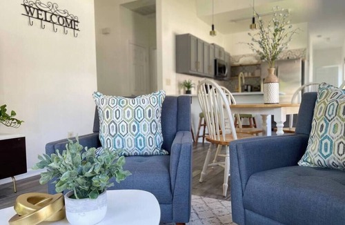 Wilmington Cottage | Enchanting Downtown-ish Cottage in Wilmington, NC