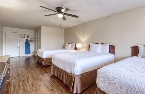 Marshall Hotel | Executive Inn & Suites