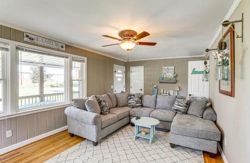 Sparta House | Expansive Yard, Beautiful Views! Sparta Getaway