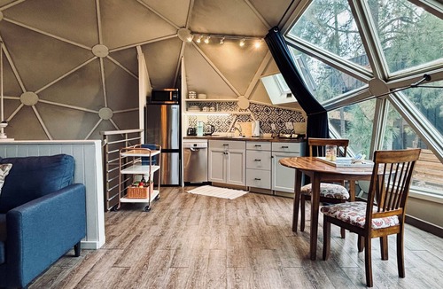Westbrook Meadows House | Experience Bend’s Dome Sweet Dome for a unique getaway