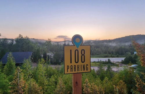 Munising Ski Chalet | EXPLORE Munising Studio Suite 114