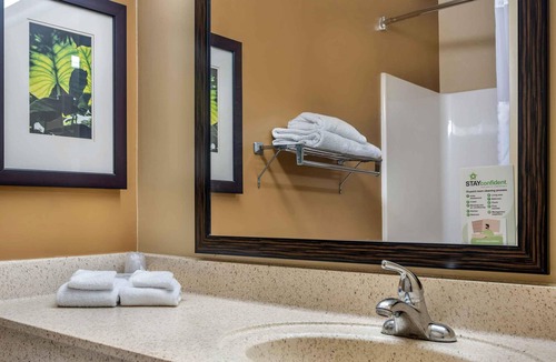 Deer Valley Hotel | Extended Stay America Select Suites - Phoenix - Deer Valley