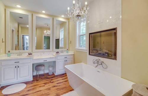 Edgemont House | Family-Friendly Edgemont Home w/ Deck & Lake Views