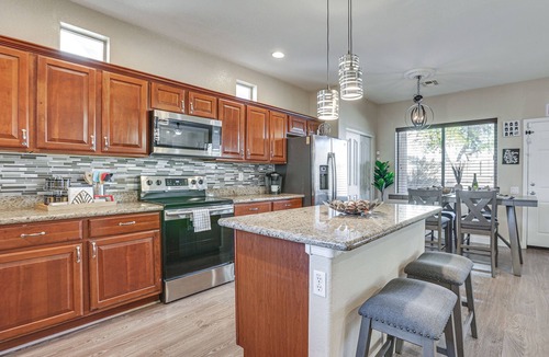 Sheely Farms House | Family-Friendly Phoenix Home: 5 Mi to Westgate!