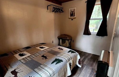 Bear Creek Cabin | Fantastic Cabin Next to Wonderful Hiking Trails in Seward, Alaska