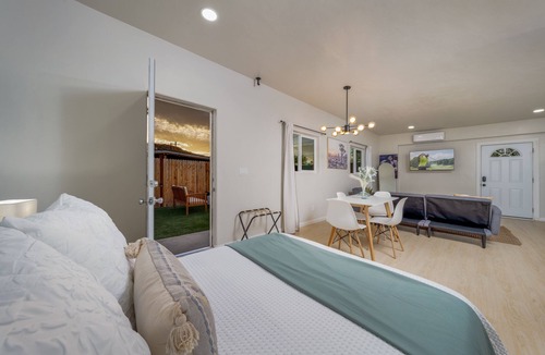 Menlo Park Apartment | Fenced /Studio /1 bd /1 ba /Near "A" Mountain