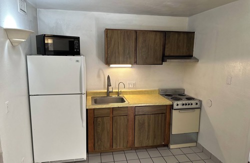 Casas Adobes Apartment | Flamingo Suites