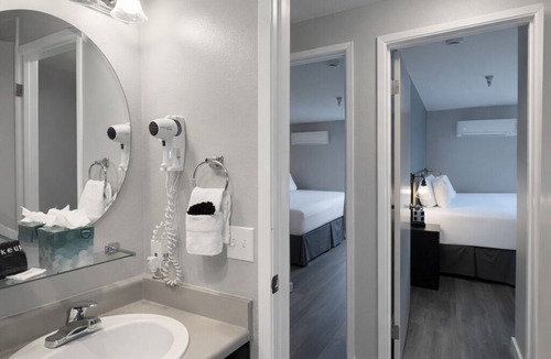 Friday Harbor Hotel | Friday Harbor Suites