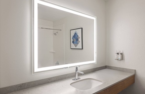 Surprise Original Townsite Hotel | Garner Hotel Phoenix Northwest – Surprise by IHG