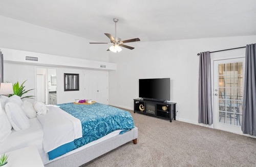 Gilbert House | Gilbert Retreat - Sleeps 14 - Heated Pool!