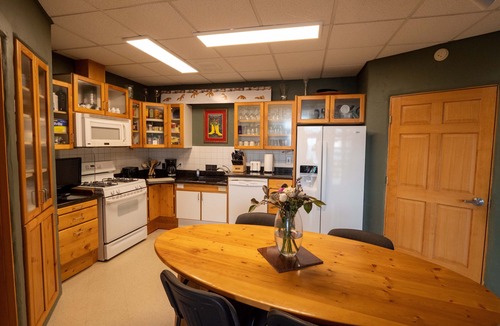 Homer Bed & Breakfast | Good Karma Inn