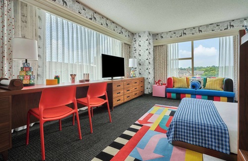 Corryville Hotel | Graduate by Hilton Cincinnati