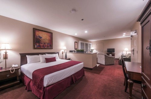 Simi Valley Hotel | Grand Vista Hotel