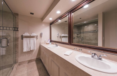 Simi Valley Hotel | Grand Vista Hotel