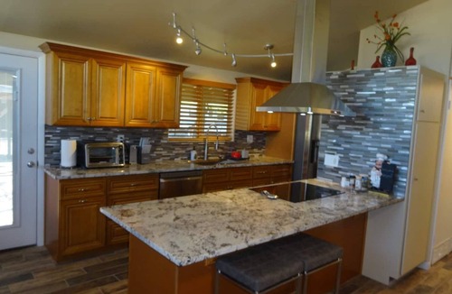 Flowing Wells House | Great conveniently located home. Near mall and many restaurants.