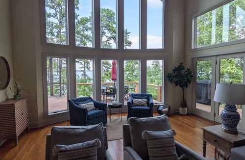 Quitman House | Great Lake Front House with Outstanding Views and Private Beach Area
