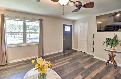 Higden House | Greers Ferry Home w/Yard, < 1 Mi to Marina!